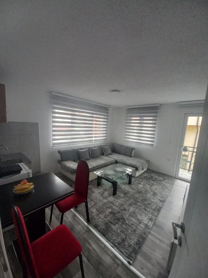 Adagio Apartment *
